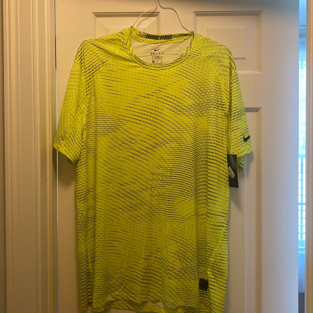 Nike Pro Dri-fit fitted XXL yellow shirt